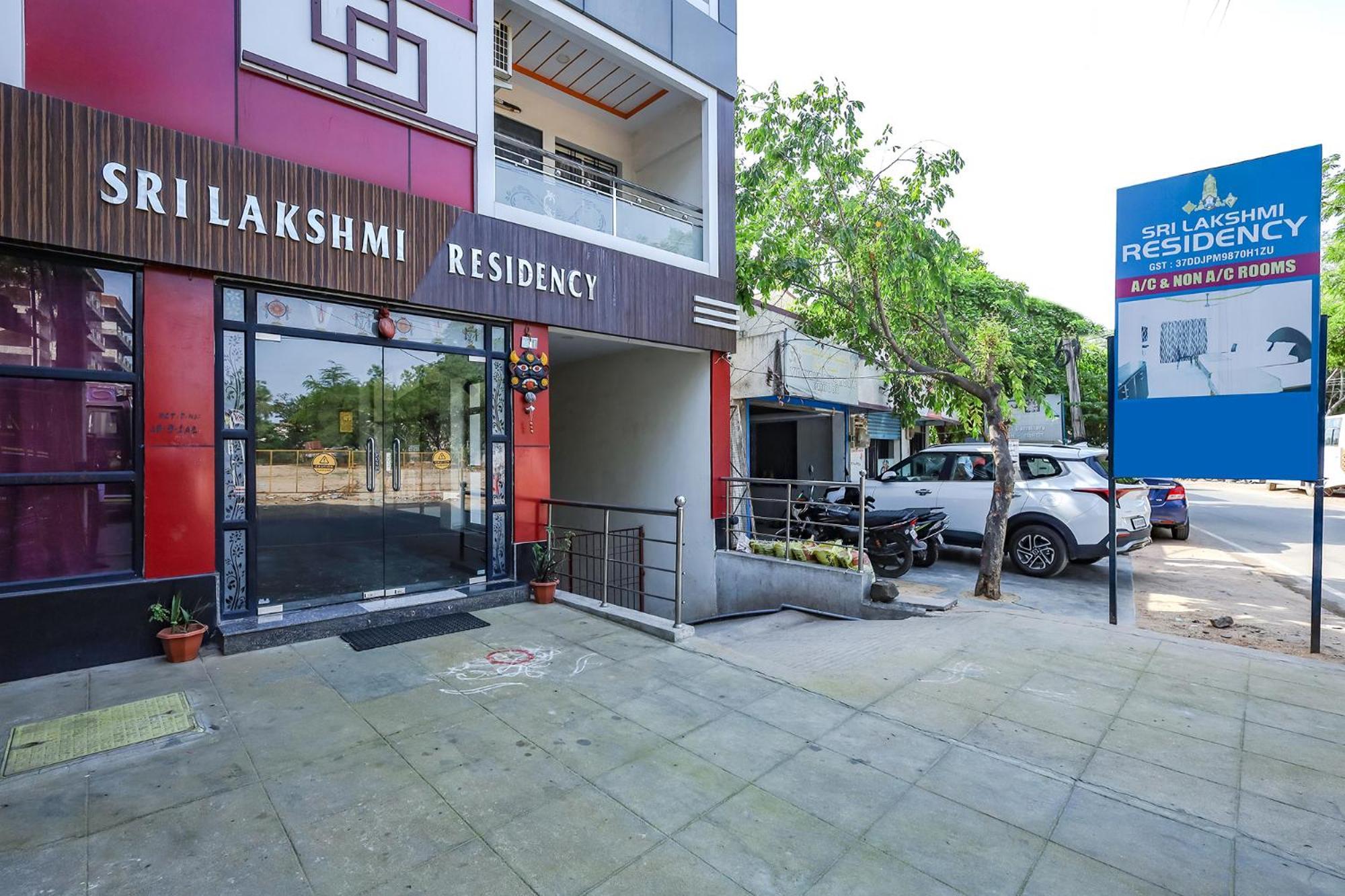 Capital O Lakshmi Residency Hotel Tirupati Luaran gambar