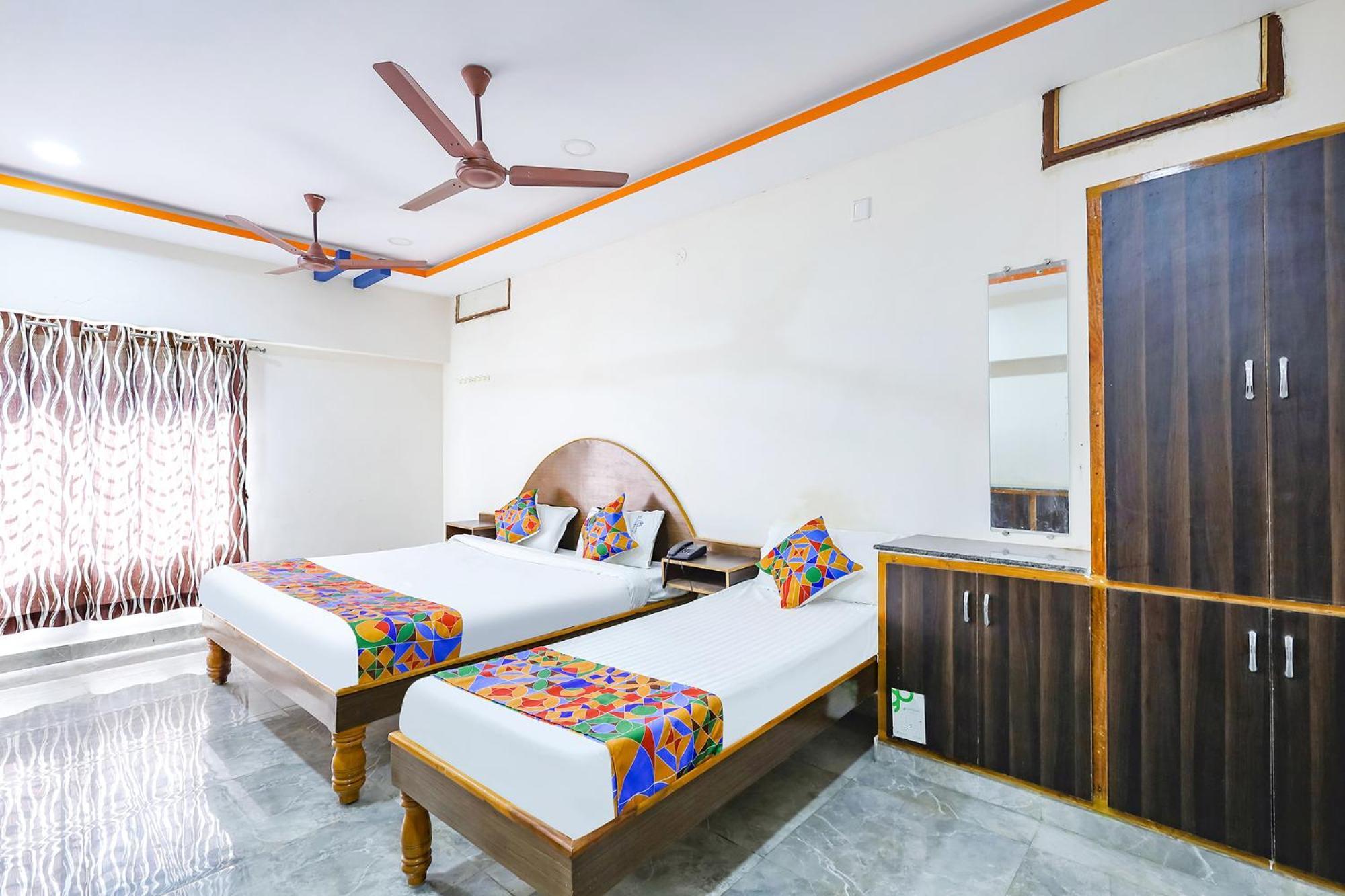 Capital O Lakshmi Residency Hotel Tirupati Luaran gambar