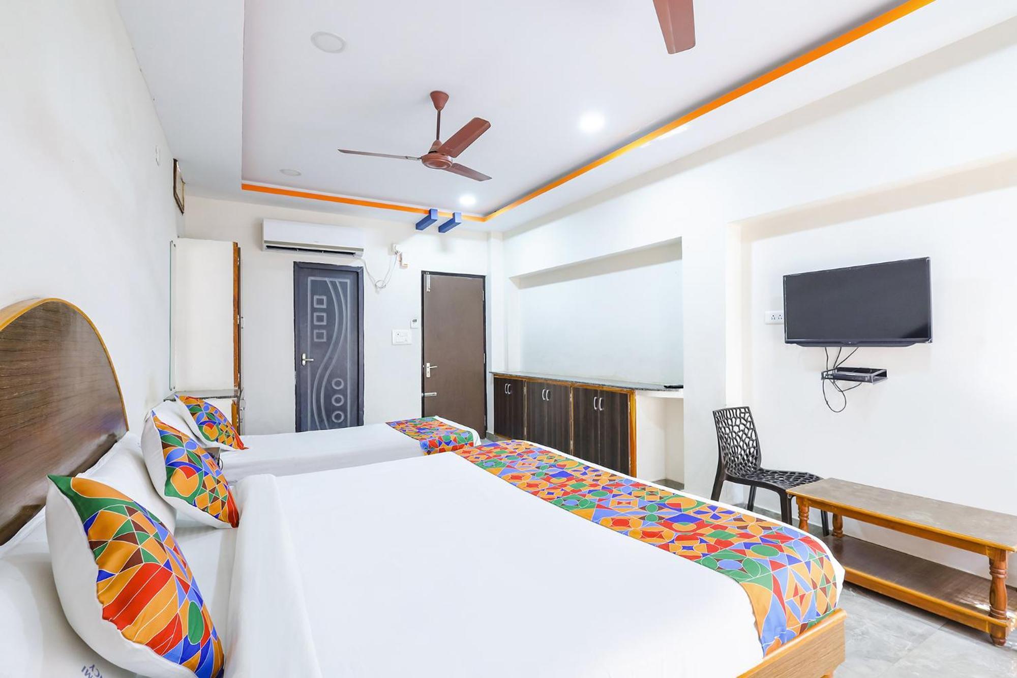 Capital O Lakshmi Residency Hotel Tirupati Luaran gambar