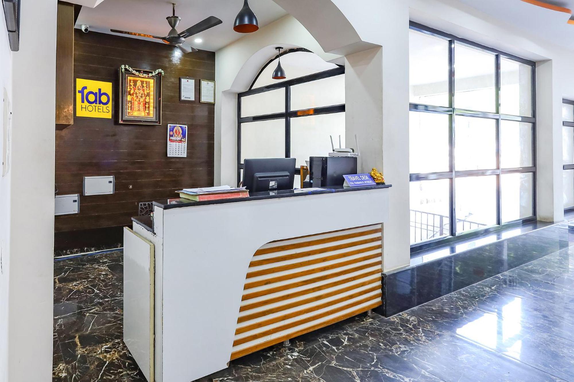 Capital O Lakshmi Residency Hotel Tirupati Luaran gambar