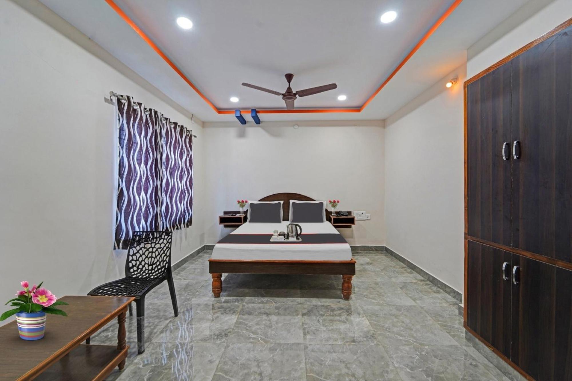Capital O Lakshmi Residency Hotel Tirupati Luaran gambar