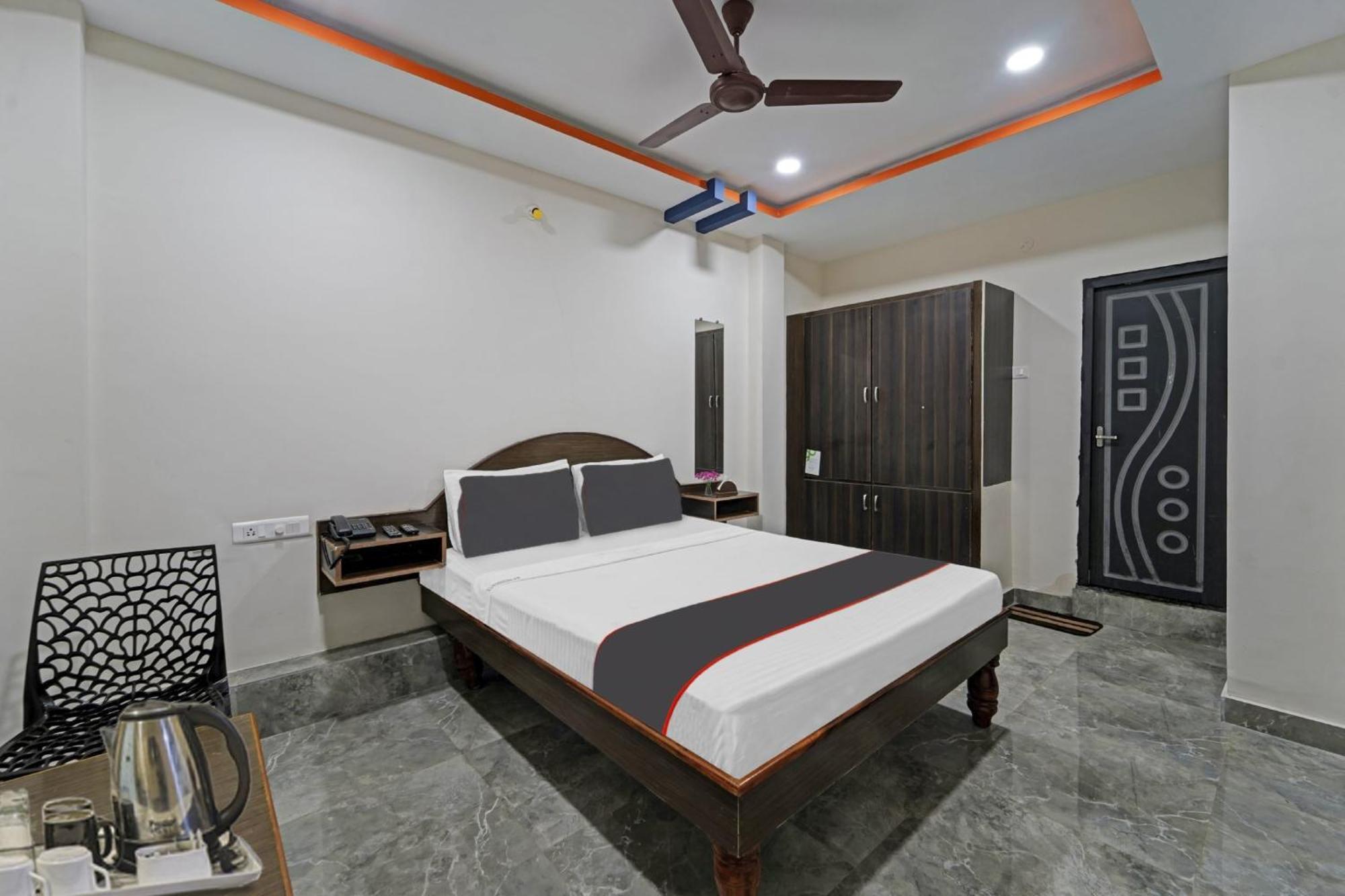 Capital O Lakshmi Residency Hotel Tirupati Luaran gambar